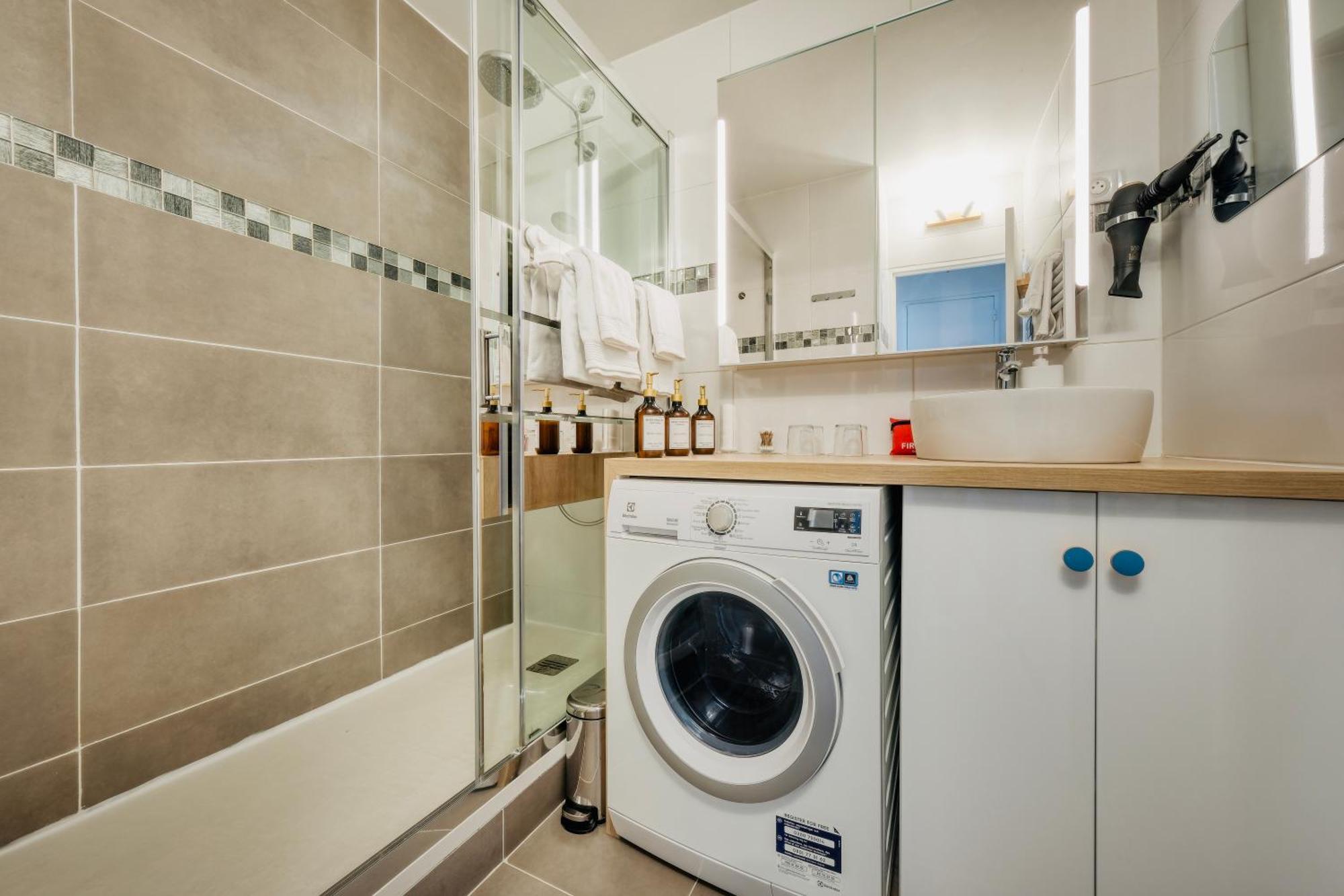 Appartement Myjolieparishome - King Size Bed, Ac Living Room, Balcony *